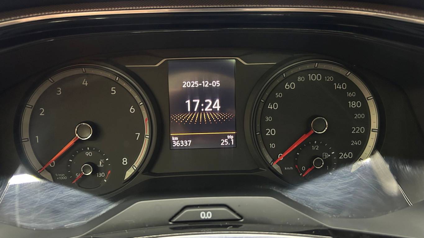 Volkswagen Tanyue 280TSI Luxury Intelligent Connection Edition 1.4T 150HP 2WD 2022 — изображение 11