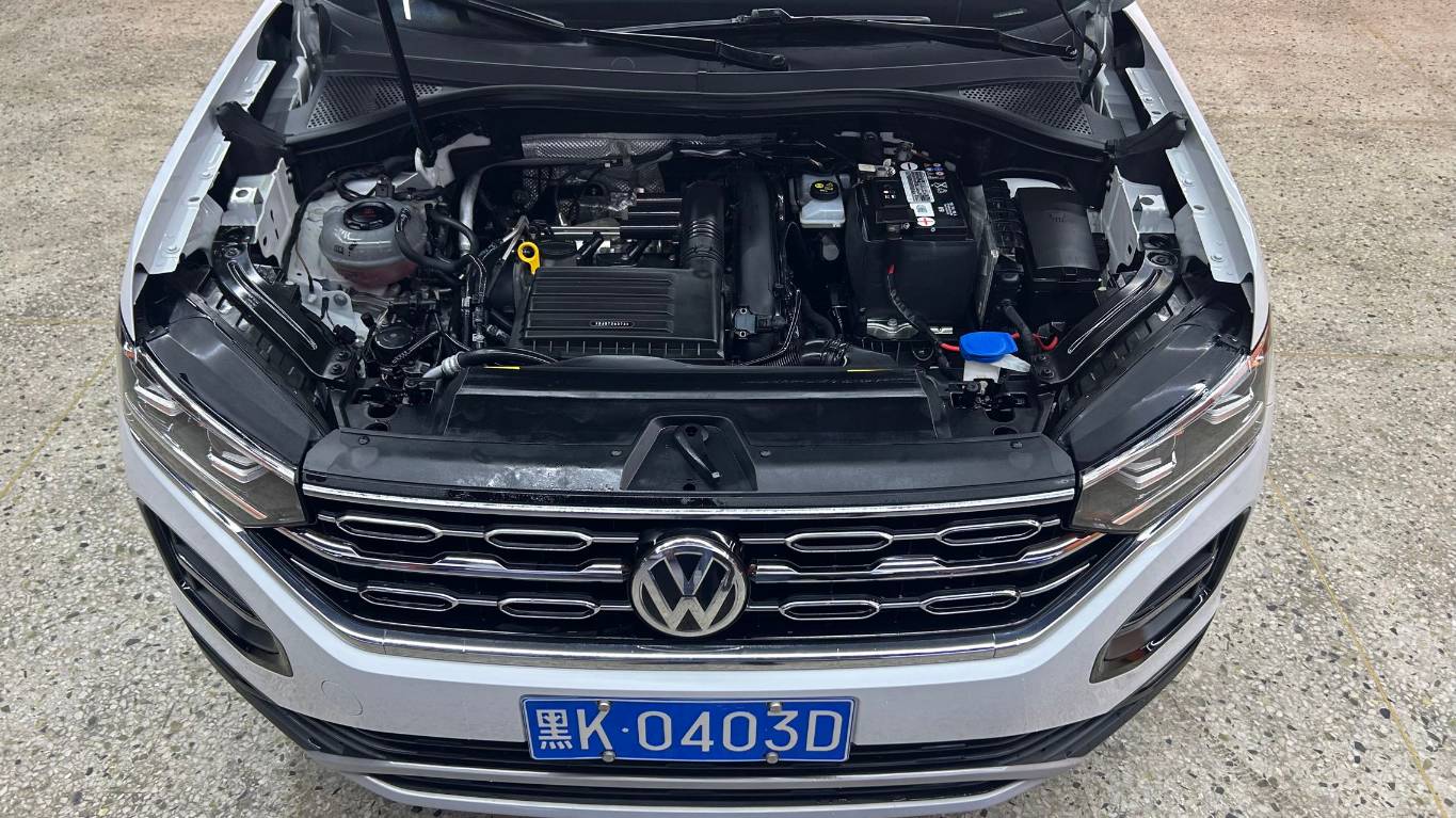 Volkswagen Tanyue 280TSI Luxury Intelligent Connection Edition 1.4T 150HP 2WD 2022 — изображение 16