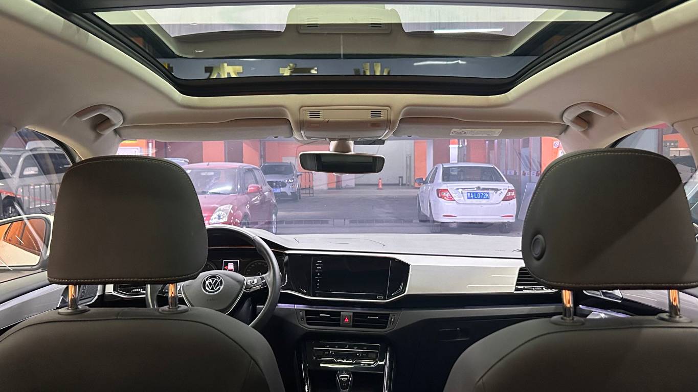 Volkswagen Tanyue 280TSI Luxury Intelligent Connection Edition 1.4T 150HP 2WD 2022 — изображение 25