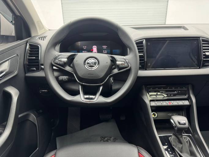 Skoda Karoq 2023 TSI280 Luxurious Enjoyment Edition | Арт. CN-11407 — изображение 10