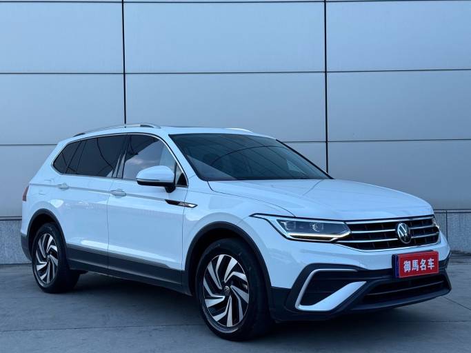 Volkswagen Tiguan 2023 280TSI Automatic 2WD Trendy Creation Limited Edition | Арт. CN-11428 — изображение 3