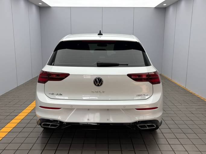 Volkswagen Golf 21 280TSI DSG R-Line | Арт. CN-11657