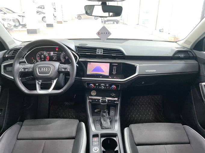 Audi Q3 2023 35 TFSI Fashion Dynamic Type(1. 4T) | Арт. CN-11503 — изображение 10