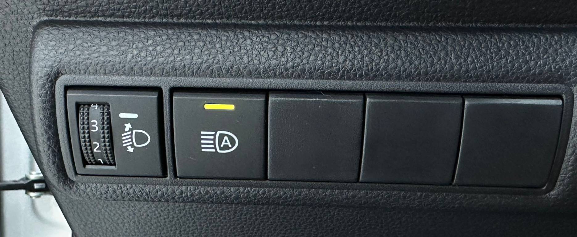 Toyota Corolla 2023 1. 2T Elite Edition | Арт. CN-11057 — изображение 17