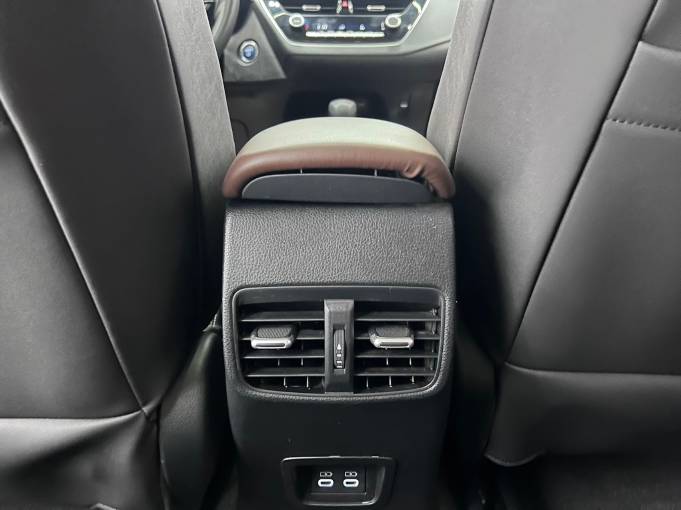 Toyota Corolla 2023 1. 8L Intelligent Electric Hybrid Dual Engine Elite Edition | Арт. CN-10911 — изображение 17