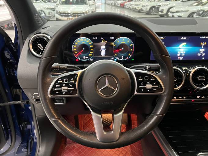 Benz GLA 2022 Mercedes -Benz GLA 180 | Арт. CN-11062 — изображение 12
