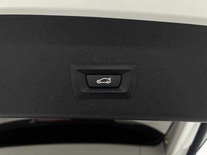 BMW X1 2022 sDrive20Li Premium Model | Арт. CN-11024 — изображение 21