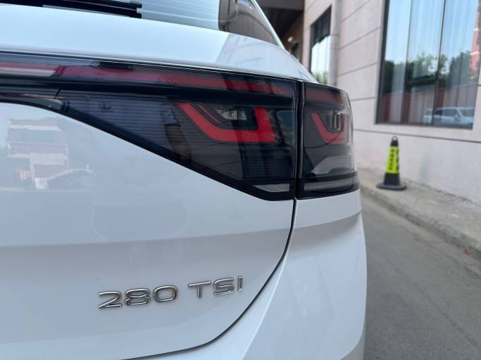 Volkswagen T -ROC 2023 280TSI DSG two-wheel drive time edition | Арт. CN-8551 — изображение 8