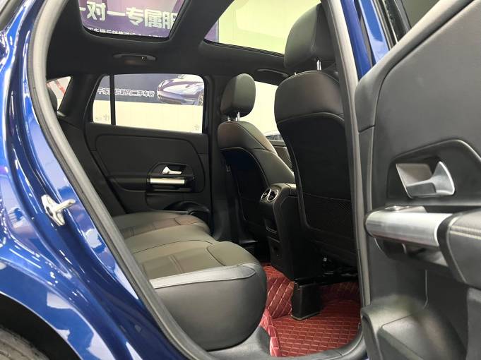 Benz GLA 2022 Mercedes -Benz GLA 180 | Арт. CN-11062 — изображение 11