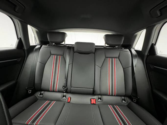 Audi A3 2022 Sportback 35 TFSI Fashion Sport Edition | Арт. CN-9993 — изображение 13