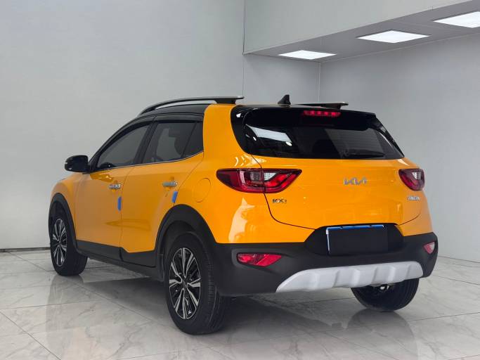 Kia Stonic 2021 1. 4L CVT Fun Enjoyment Sunroof Model | Арт. CN-11589 — изображение 2