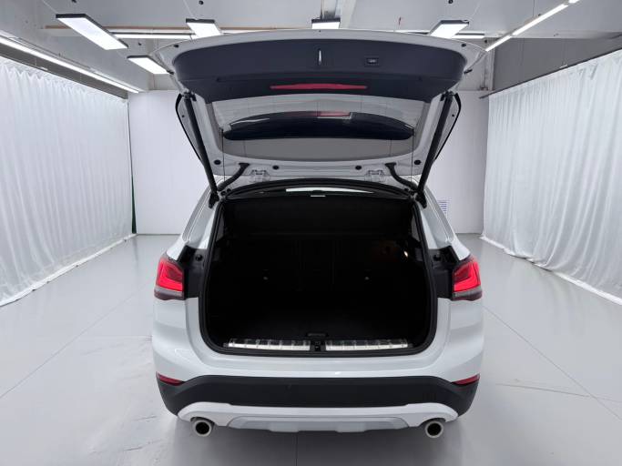 BMW X1 2022 sDrive20Li Fashion Model | Арт. CN-9574 — изображение 14