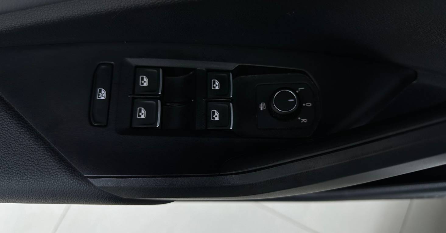 Volkswagen Sagitar 2023 280TSI DSG Surpass Edition | Арт. CN-11608 — изображение 17
