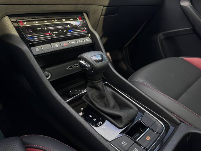 Skoda Karoq 2022 TSI280 Luxurious Enjoyment Edition | Арт. CN-11172 — изображение 11