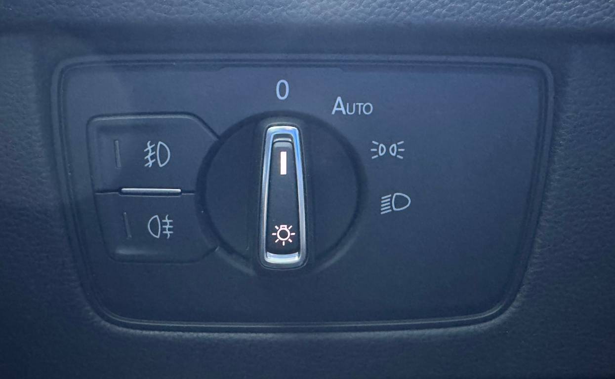 Volkswagen Magotan 2023 280TSI DSG Comfort Model(2 Million Vehicles Anniversary Edition) | Арт. CN-11515 — изображение 13