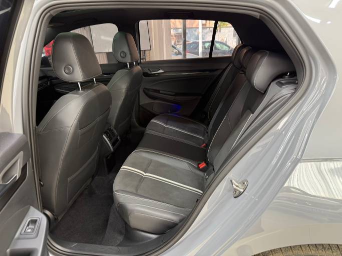 Volkswagen Golf 2021 280TSI DSG R-Line | Арт. CN-11120 — изображение 21