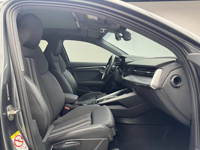 Audi A3L 2023 A3L Limousine 35 TFSI Fashion Sport Edition | Арт. CN-11176 — изображение 12