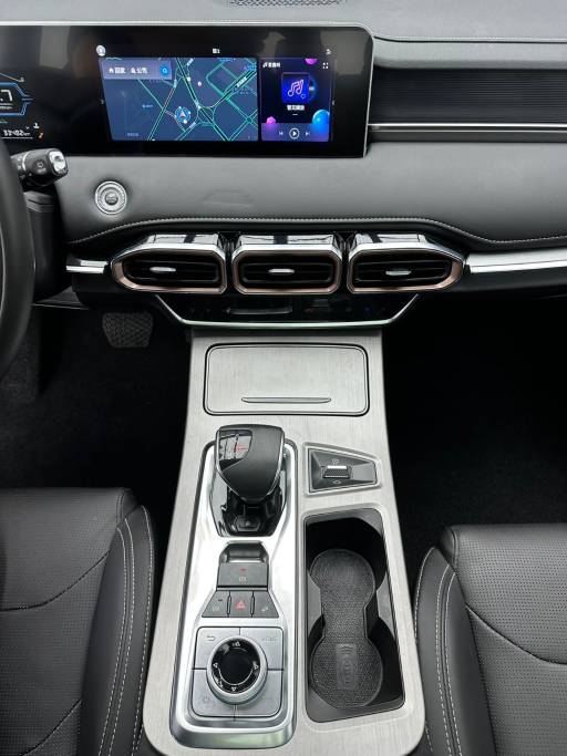 Jetour X70 PLUS 2021 Facelift 1. 5T DCT Mountain PRO Edition 7 seats | Арт. CN-11371 — изображение 19