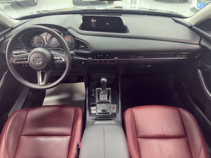 Mazda CX-30 2022 2. 0L Automatic Glowing Joy Black Obsidian Edition | Арт. CN-11637 — изображение 11