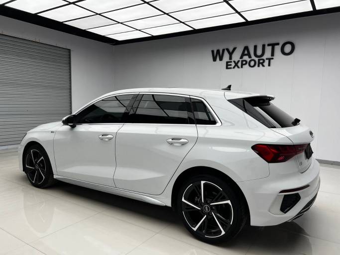Audi A3 2022 Sportback 35 TFSI Fashion Sport Edition | Арт. CN-9993 — изображение 2