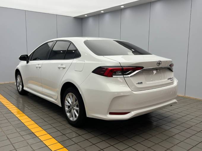 Toyota Corolla 2021 1. 2T S-CVT Elite PLUS Edition | Арт. CN-11624 — изображение 4