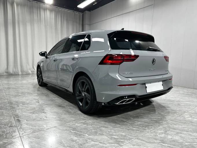 Volkswagen Golf 23 Volkswagen Golf 280TSI DSG R-Line Lite | Арт. CN-11126 — изображение 11