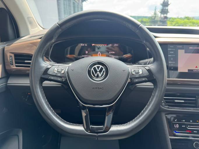Volkswagen Tharu 2022 280TSI 2WD Luxury Edition | Арт. CN-11560 — изображение 6