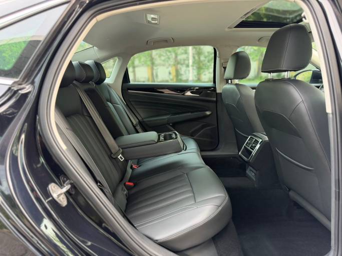 Volkswagen Passat 2023 Money 280TSI Business Edition | Арт. CN-11453 — изображение 9