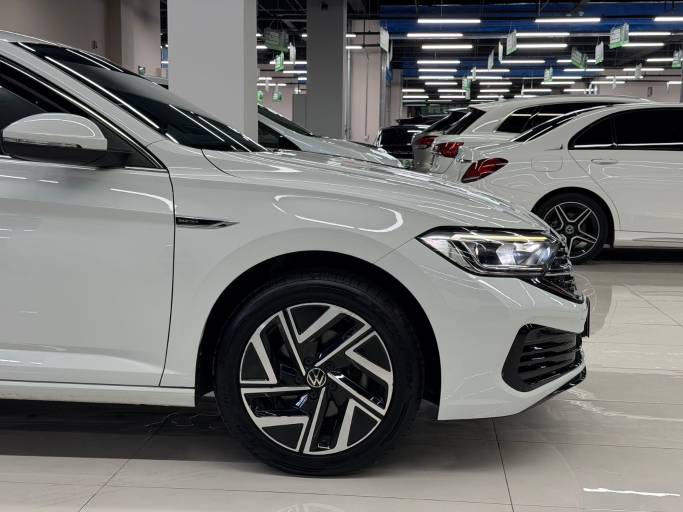 Volkswagen Sagitar 2023 280TSI DSG Surpass Edition | Арт. CN-11582 — изображение 12