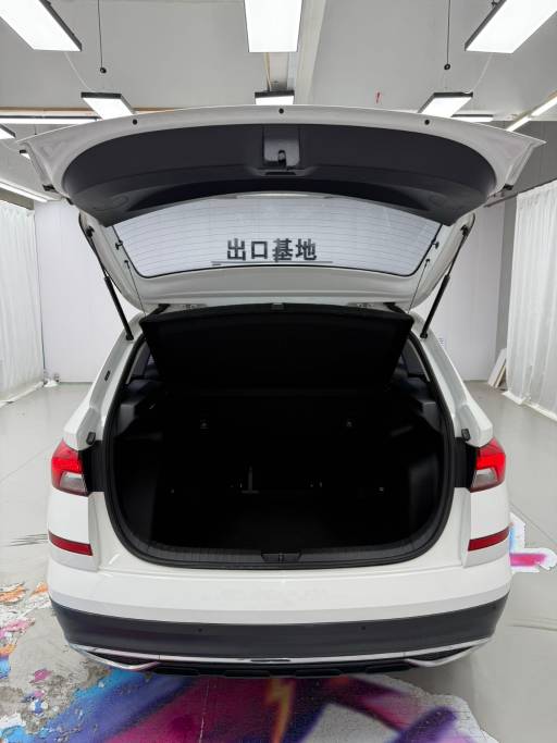 Skoda Kamiq 2022 1. 5L Automatic Comfort Enjoyment Edition | Арт. CN-11645 — изображение 17