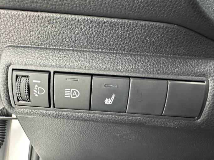 Toyota Corolla 2021 1. 2T S-CVT Pioneer PLUS Edition | Арт. CN-11541 — изображение 14
