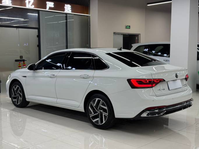 Volkswagen Sagitar 2023 280TSI DSG Surpass Edition | Арт. CN-11582 — изображение 11