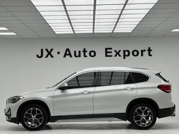 BMW X1 2022 sDrive20Li Fashion Model | Арт. CN-11020 — изображение 3