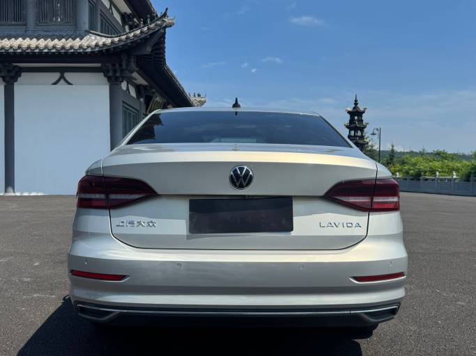 Volkswagen Lavida 2022 1. 5L Automatic ShuShi Edition | Арт. CN-11658 — изображение 5