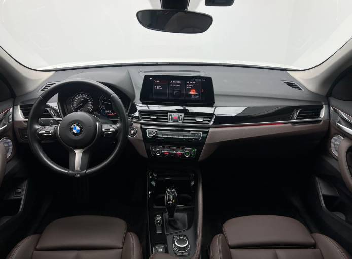 BMW X1 2022 sDrive20Li Premium Model | Арт. CN-11024 — изображение 13