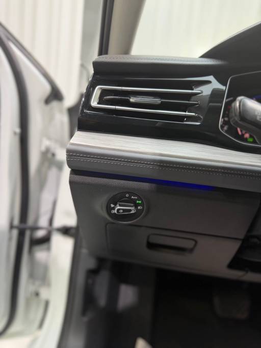 Volkswagen Sagitar 2023 280TSI DSG Transcend Plus Edition | Арт. CN-11065 — изображение 8