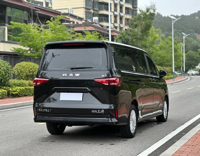 BAIC M7 Ace Ruisheng 2023 2. 0L Automatic long -axis business type 7 seats | Арт. CN-11159 — изображение 12
