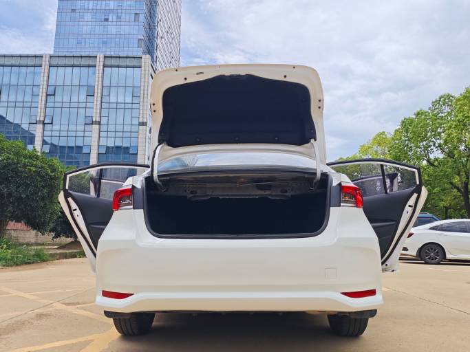 Toyota Corolla 2022 1. 2T S-CVT Pioneer PLUS Edition | Арт. CN-11447 — изображение 14