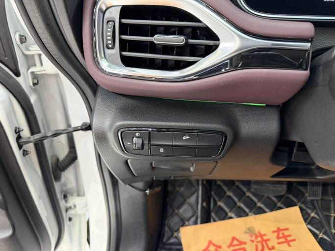 GAC Trumpchi M6 2021 PRO 270T DCT Auto Luxury Edition | Арт. CN-11664 — изображение 10