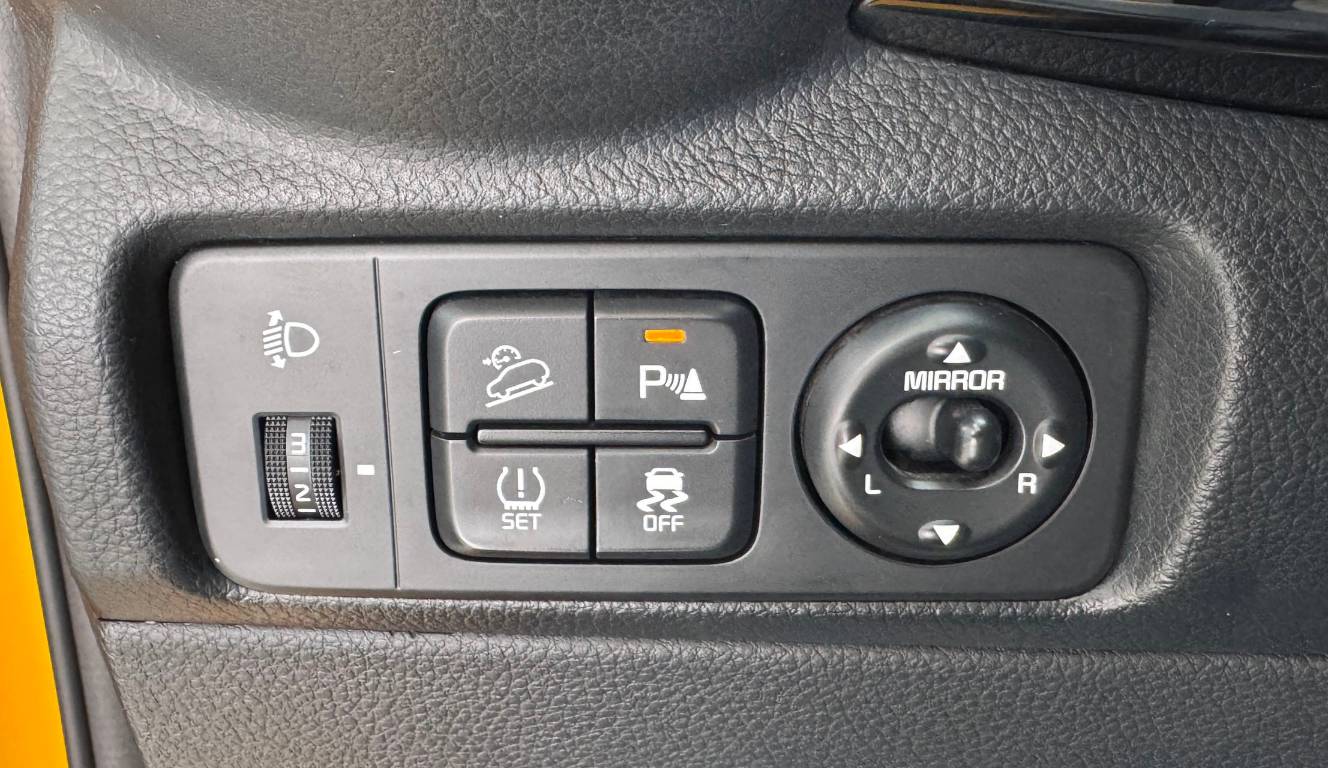 Kia Stonic 2021 1. 4L CVT Fun Enjoyment Sunroof Model | Арт. CN-11589 — изображение 19