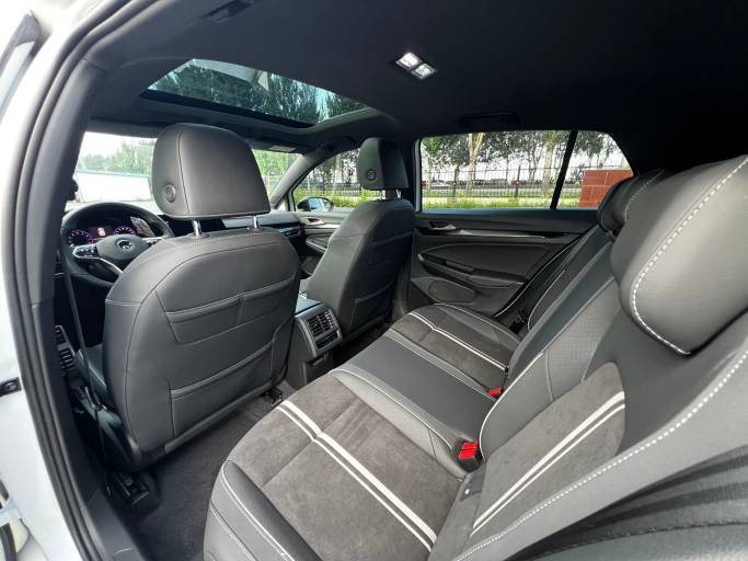 Volkswagen Golf 2021 280TSI DSG R-Line | Арт. CN-11568 — изображение 17