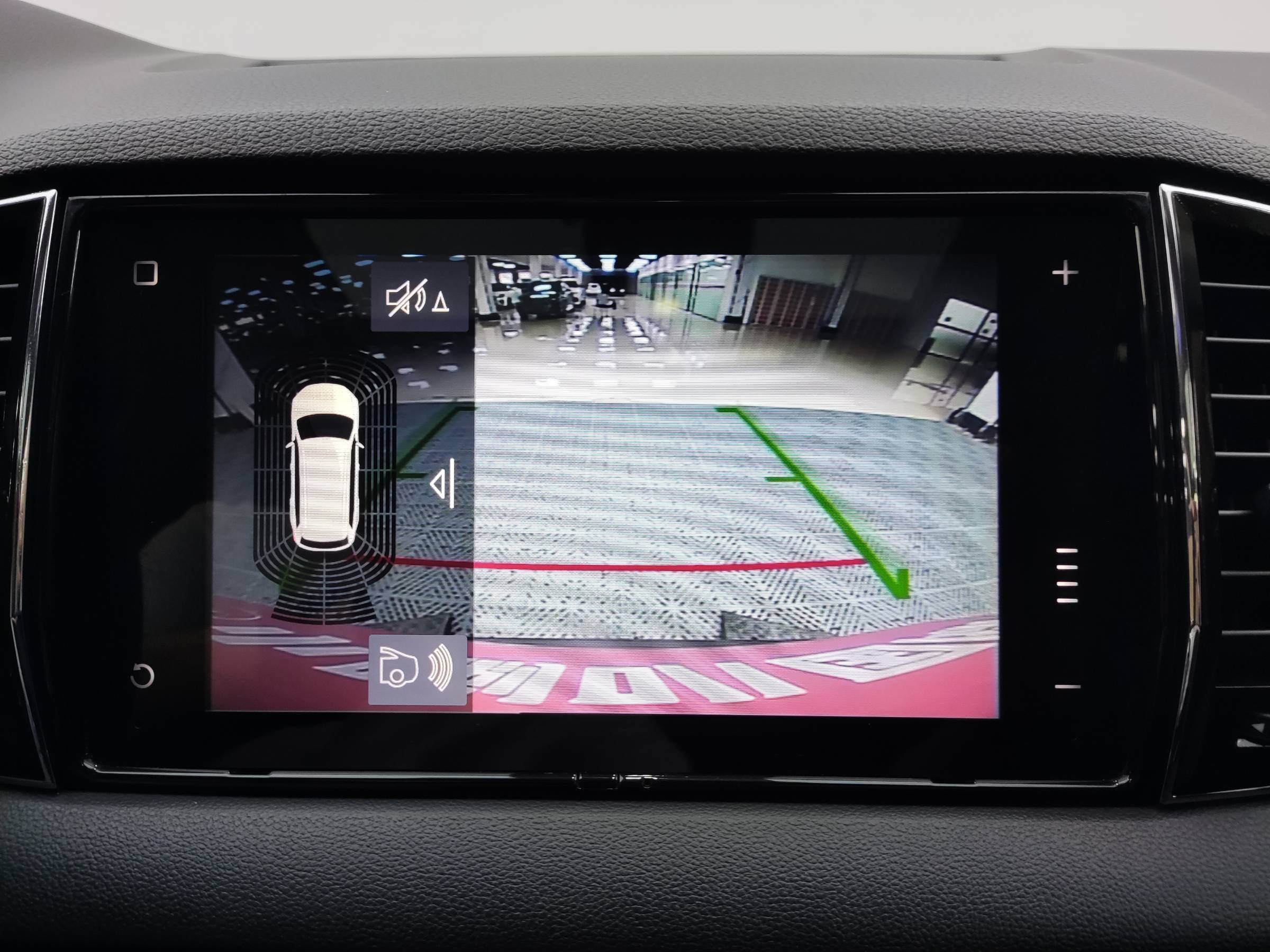 Skoda Karoq 2019 TSI280 Intelligent Mobility Premium Edition China VI Emission Standard | Арт. CN-10908 — изображение 9