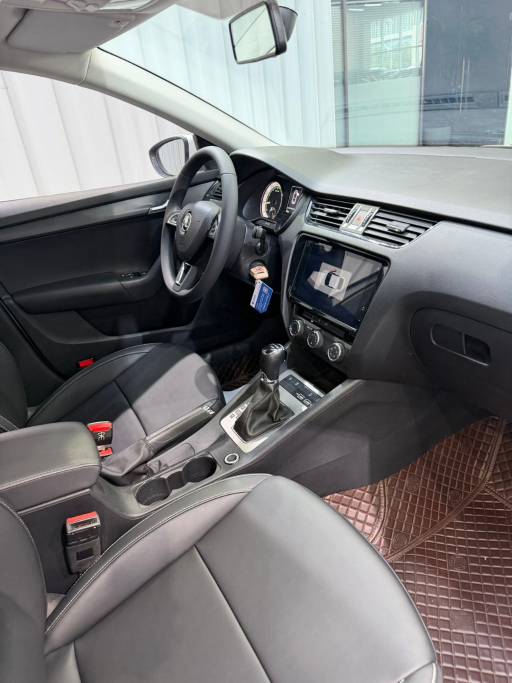 Skoda Octavia 2022 1. 5L Automatic Comfort Enjoyment Edition | Арт. CN-11603 — изображение 15