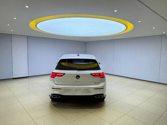 Volkswagen Golf 2023 280TSI DSG R-Line | Арт. CN-11673 — изображение 8