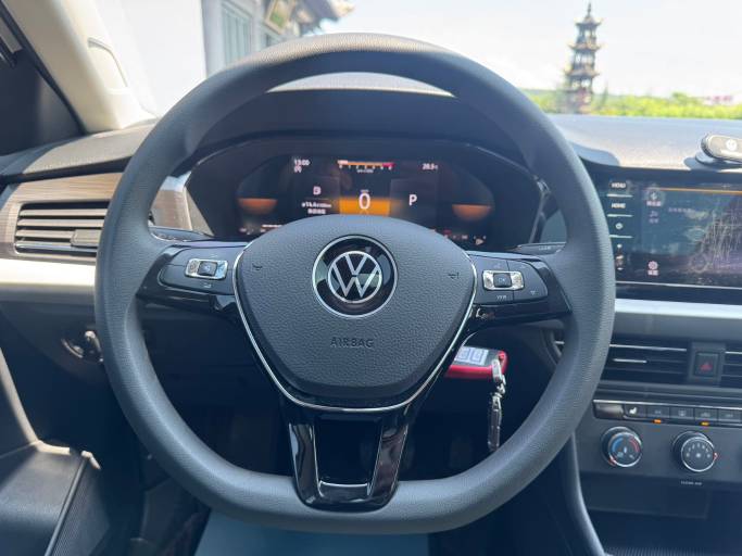 Volkswagen Lavida 2022 1. 5L Automatic ShuShi Edition | Арт. CN-11658 — изображение 13