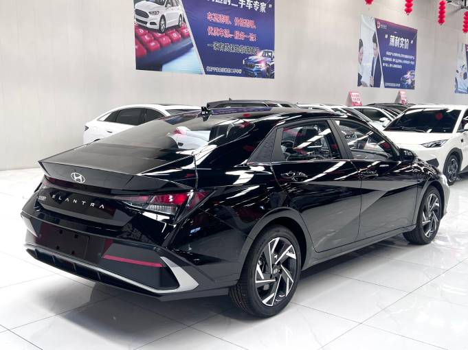 Hyundai Elantra 2023 1. 5L CVT GLX Elite Edition | Арт. CN-11377 — изображение 14