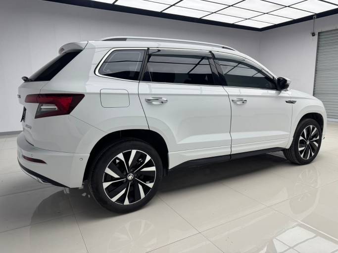 Skoda Karoq 2023 TSI280 Luxurious Enjoyment Edition | Арт. CN-11407 — изображение 18