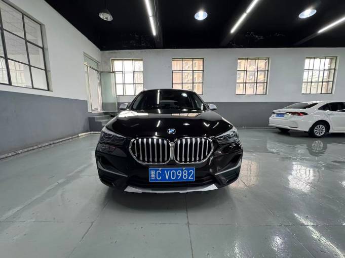 BMW X1 2022 X1sDrive20Li 1. 5T Fashion Model Automatic transmission | Арт. CN-11013 — изображение 3