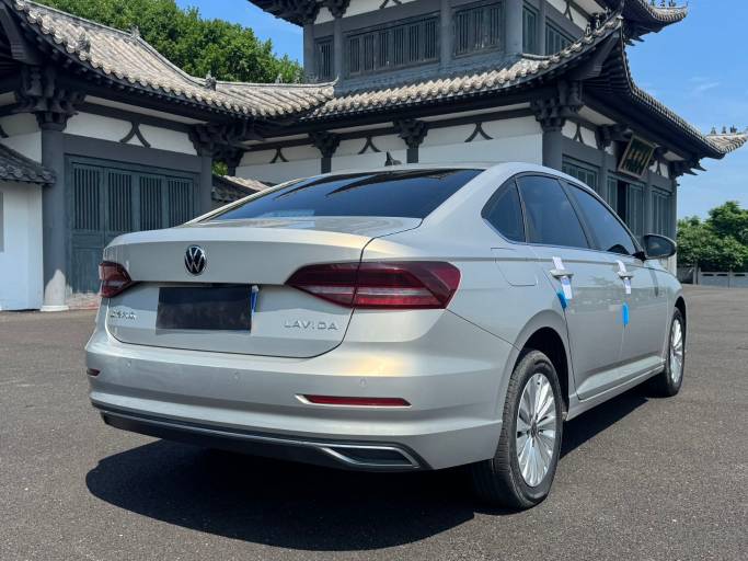 Volkswagen Lavida 2022 1. 5L Automatic ShuShi Edition | Арт. CN-11658 — изображение 9