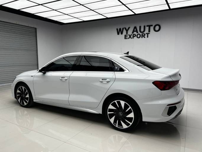 Audi A3L 2023 A3L Limousine 35 TFSI Fashion Sport Edition | Арт. CN-11177 — изображение 12